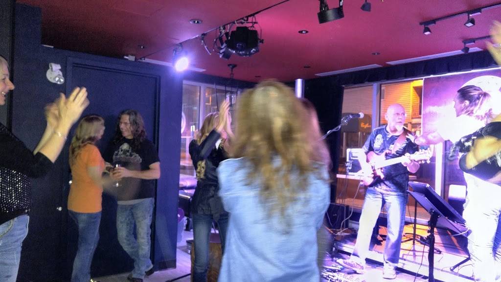 Bistro 1760 de Wendake | restaurant | 100 Boulevard Bastien, Québec, QC G2B 2T9, Canada | 4188426529 OR +1 418-842-6529