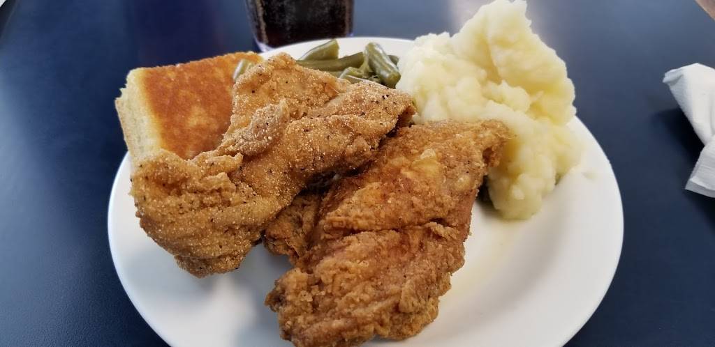 Poseys Restaurant | restaurant | 12909 US-231, Hazel Green, AL 35750, USA | 2568287950 OR +1 256-828-7950