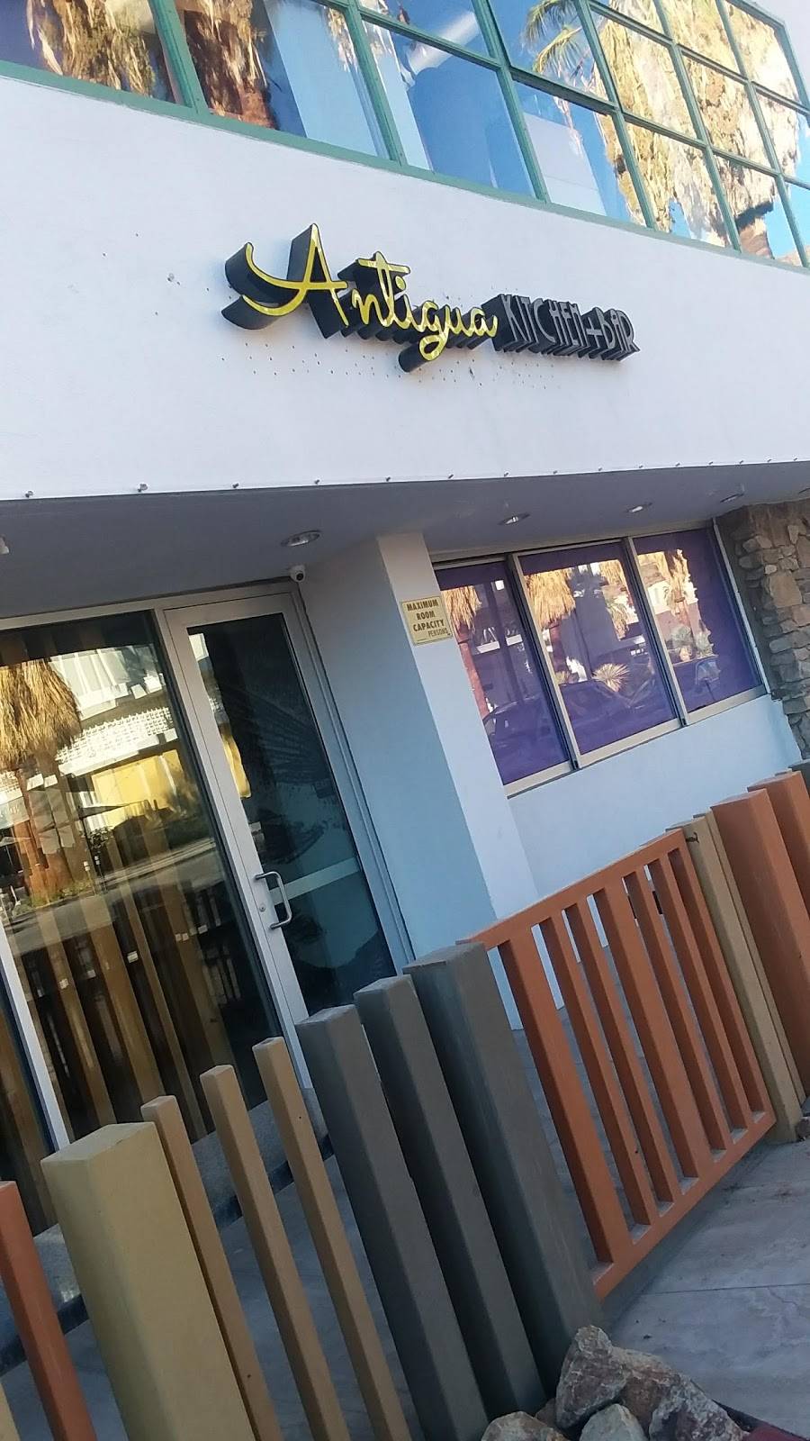 Antigua Kitchen & Bar Palm Springs | restaurant | 105 S Palm Canyon Dr, Palm Springs, CA 92262, USA | 7606567875 OR +1 760-656-7875