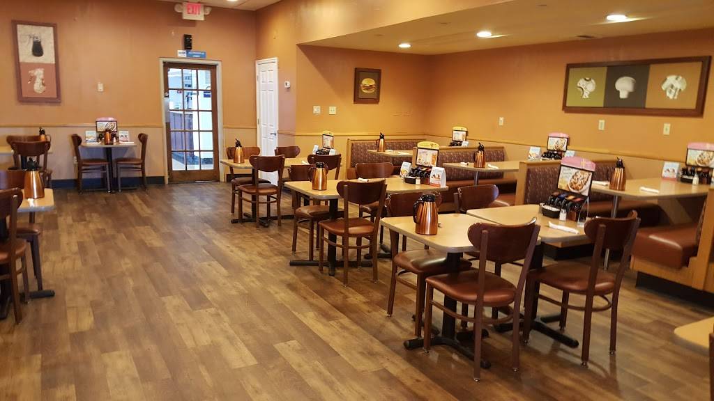 IHOP | restaurant | 3755 Cheney Hwy, Titusville, FL 32780, USA | 3212642025 OR +1 321-264-2025