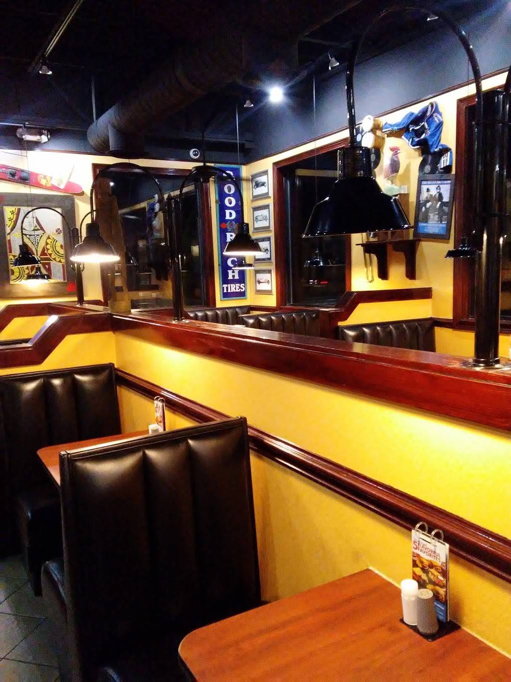 Zaxbys Chicken Fingers & Buffalo Wings | restaurant | 3821 Hacks Cross Rd, Memphis, TN 38125, USA | 9017599211 OR +1 901-759-9211