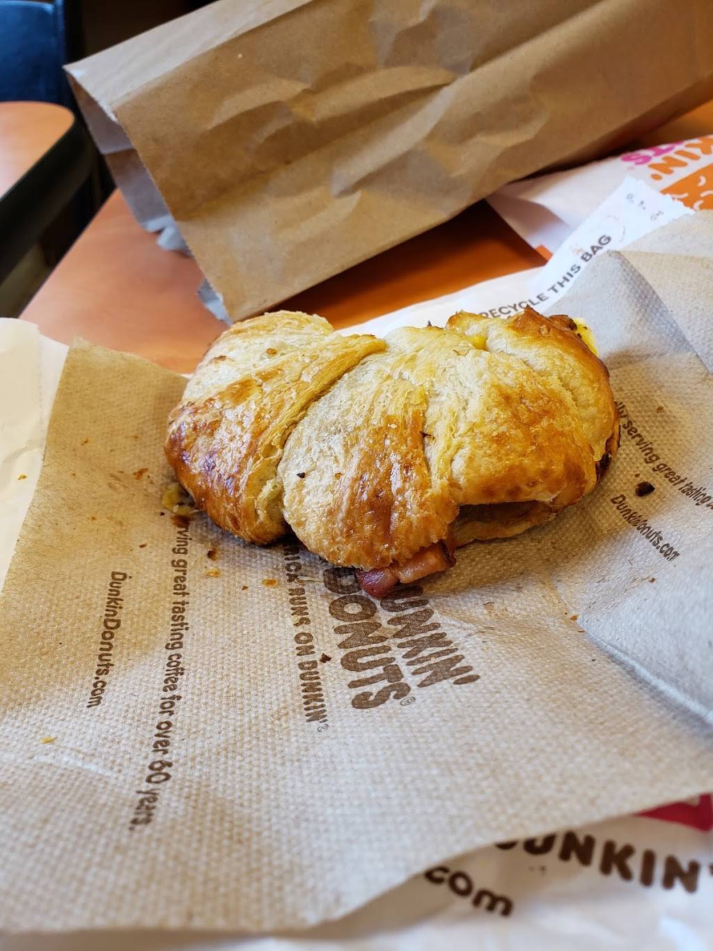 Dunkin | bakery | 277 Ridge Rd E, Rochester, NY 14621, USA | 5853428080 OR +1 585-342-8080