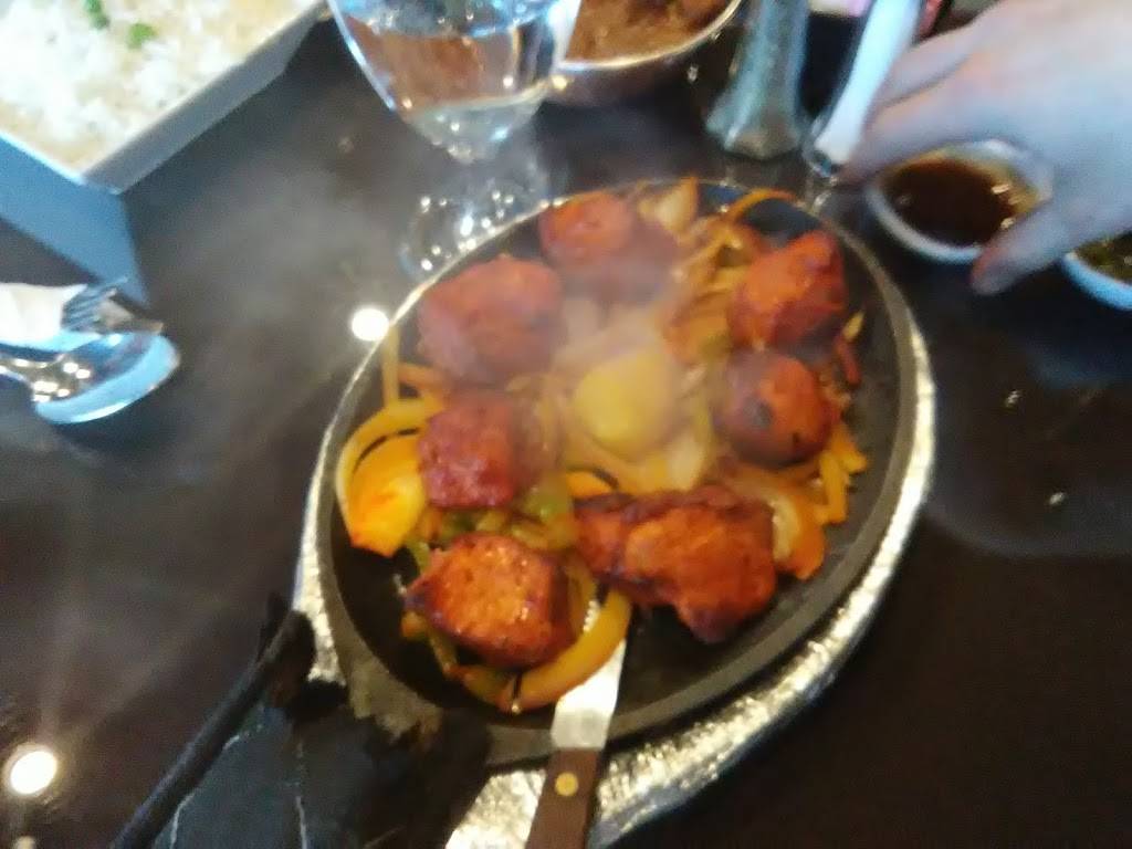 Sitara Indian Restaurant | restaurant | 1606 W McGalliard Rd, Muncie, IN 47304, USA | 7652888688 OR +1 765-288-8688