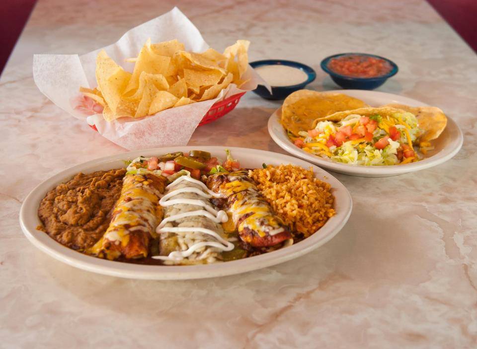 Chuys | restaurant | 4670 Southport Crossing Dr, Indianapolis, IN 46237, USA | 3176789393 OR +1 317-678-9393