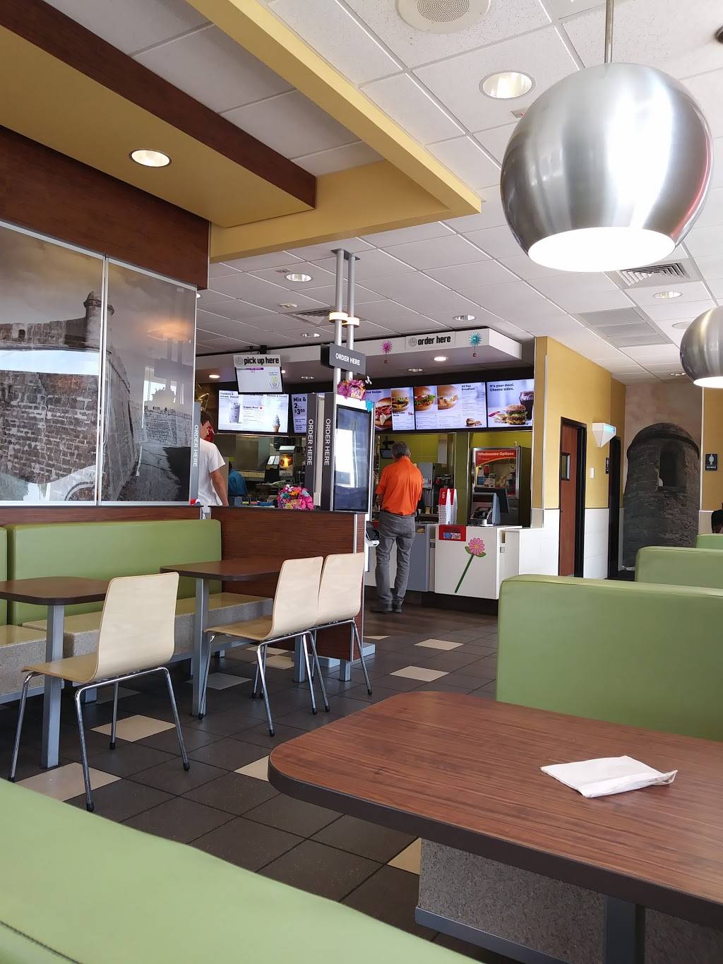McDonalds | cafe | 37 Epic Blvd, St. Augustine, FL 32084, USA | 9048240925 OR +1 904-824-0925