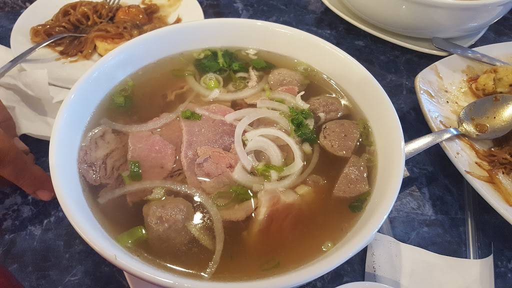 Pho Viet Noodle House & Restaurant | restaurant | 3142 W New Haven Ave, West Melbourne, FL 32904, USA | 3218373737 OR +1 321-837-3737