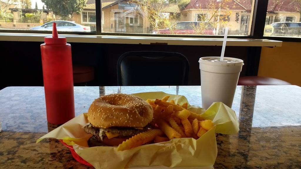 Peach Pit | restaurant | 555 E Olive Ave, Fresno, CA 93728, USA | 5592682400 OR +1 559-268-2400