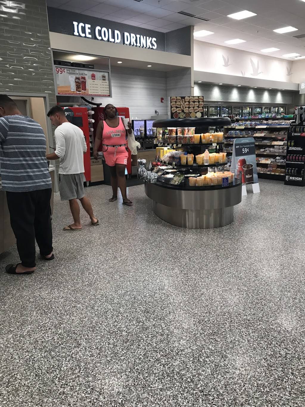Wawa | cafe | 1965 Hypoluxo Rd, Lantana, FL 33426, USA | 5613237515 OR +1 561-323-7515