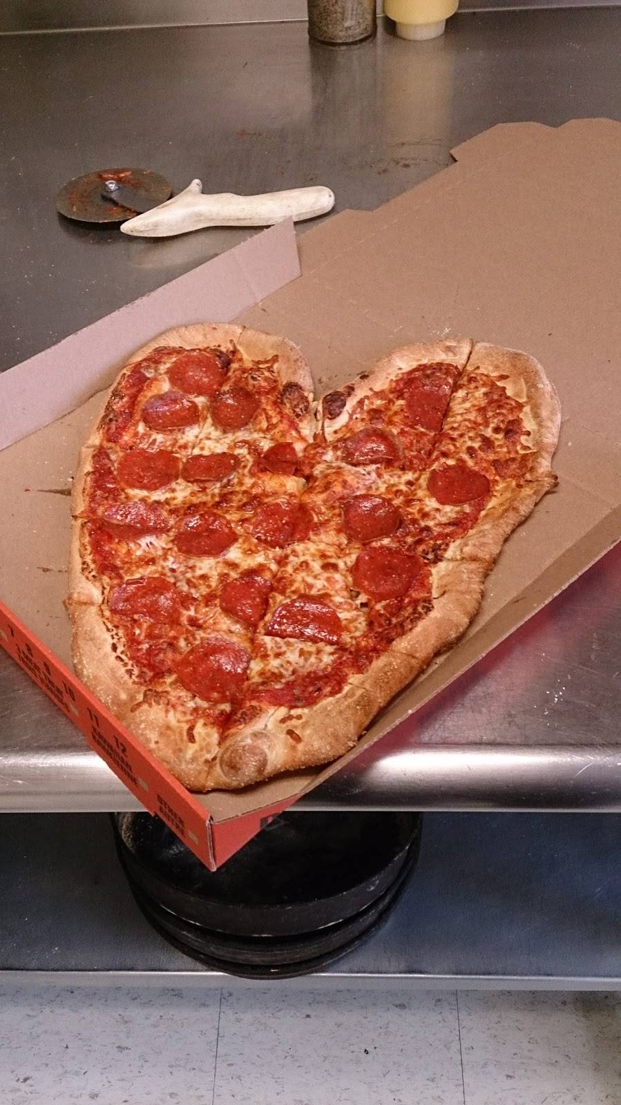 Little Caesars Pizza | meal takeaway | 4-1030 Confederation, Sarnia, ON N7S 6H1, Canada | 5195419000 OR +1 519-541-9000