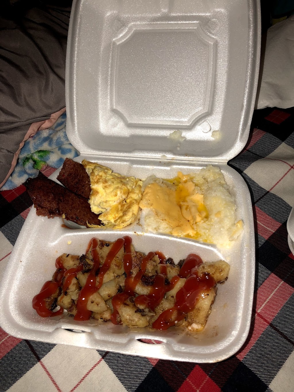 Red Front Liquor | restaurant | 128 N Clinton Ave, Rochester, NY 14604, USA | 5854544255 OR +1 585-454-4255