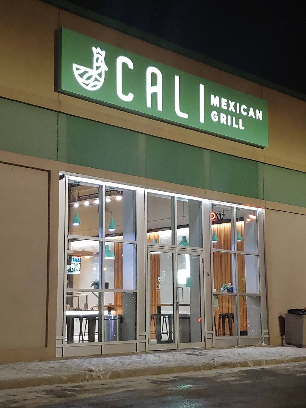 Cali Mexican Grill | restaurant | 3250 Dufferin St, Toronto, ON M6A 2T3, Canada | 4166036800 OR +1 416-603-6800