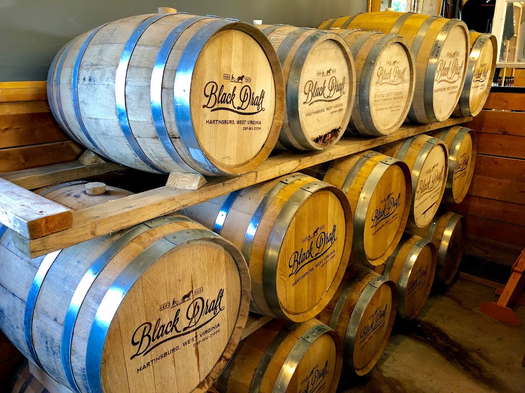 Black Draft Farm & Distillery | restaurant | 2878 Dry Run Rd, Martinsburg, WV 25403, USA | 5406860100 OR +1 540-686-0100