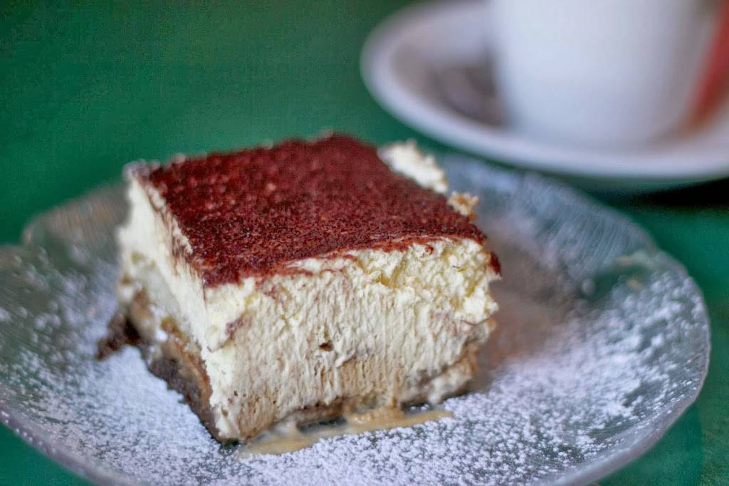 Angelos | restaurant | 5801 Monona Dr, Monona, WI 53716, USA | 6082221464 OR +1 608-222-1464