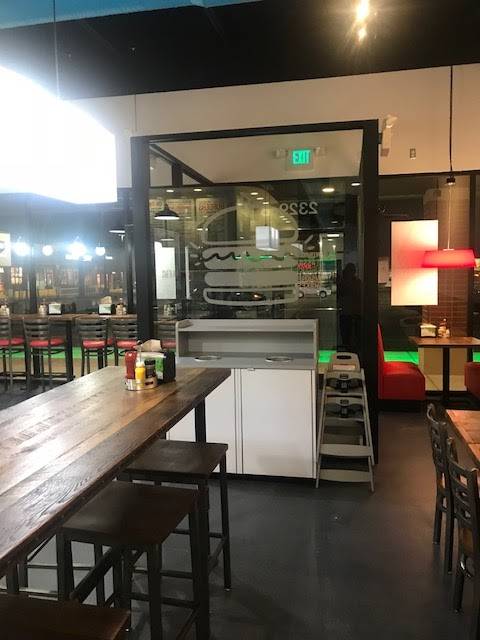 Cheeburger | restaurant | 2329 Forest Dr, Annapolis, MD 21401, USA | 4439498547 OR +1 443-949-8547