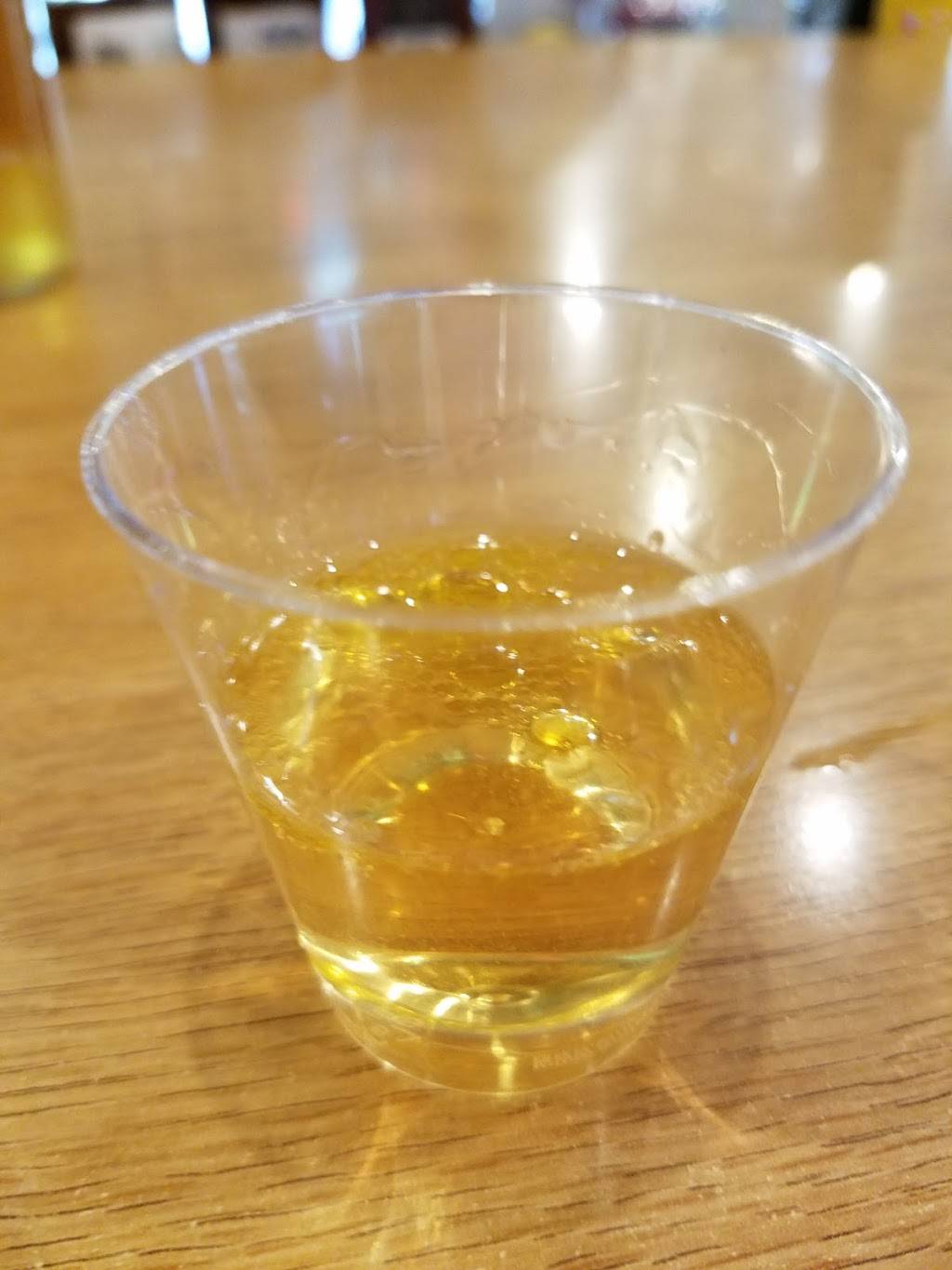 Riverview Tap | restaurant | 1133 N Monmouth Rd, Decatur, IN 46733, USA | 2607243500 OR +1 260-724-3500