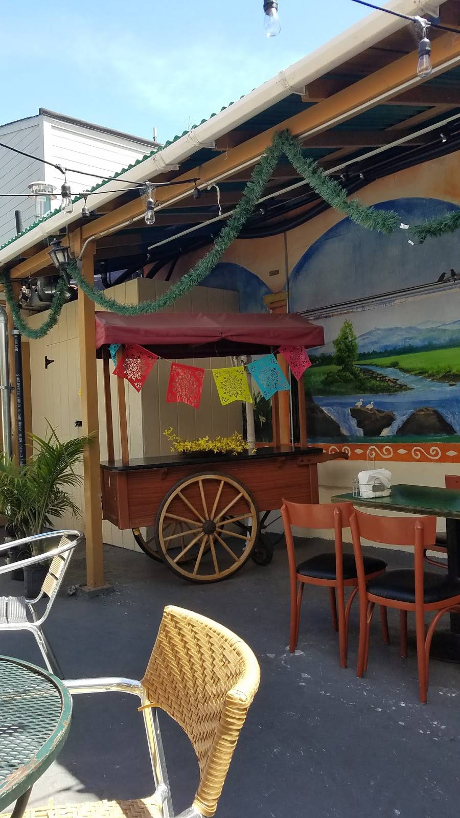 D’Maize | restaurant | 2778 24th St, San Francisco, CA 94110, USA | 4159268986 OR +1 415-926-8986