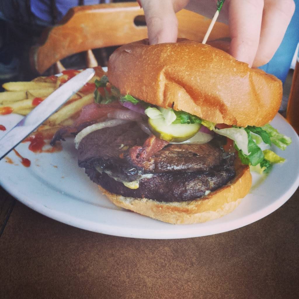 Canyon Creek | restaurant | 6603 Westcott St, Houston, TX 77007, USA | 7138645885 OR +1 713-864-5885