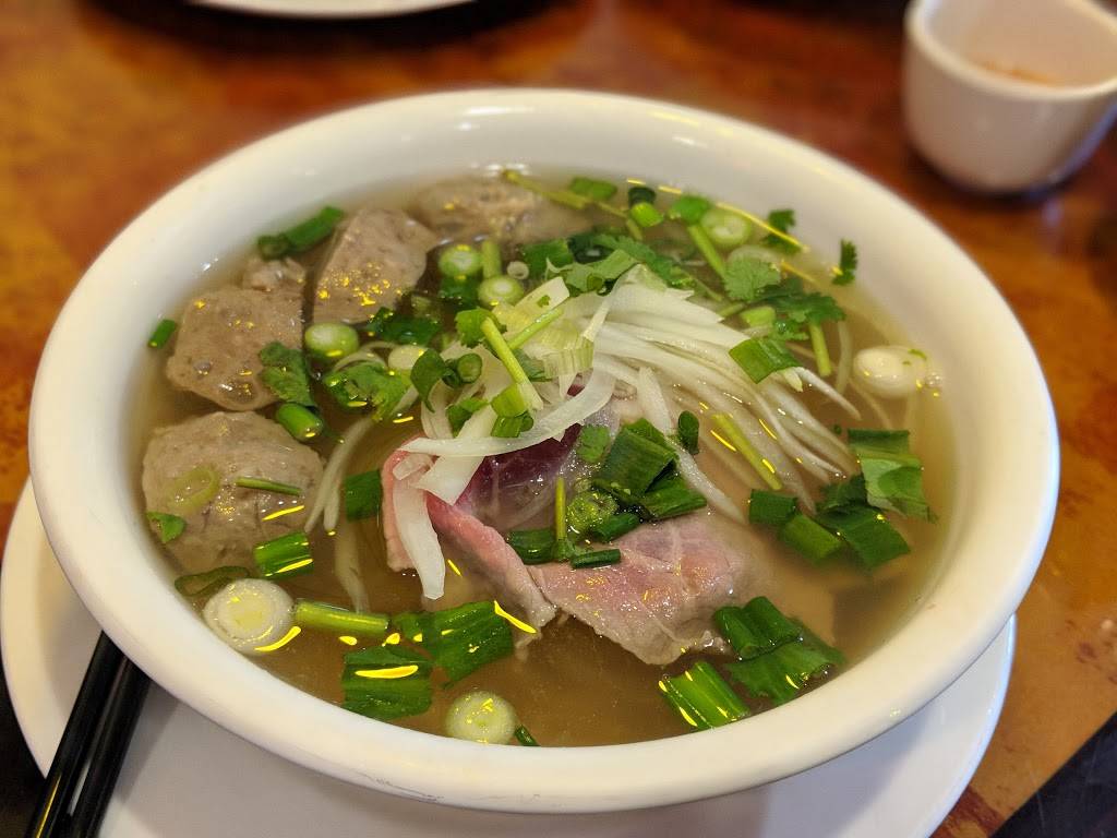 Pho & Cafe Anh Hong | restaurant | 7036 Terminal Square, Upper Darby, PA 19082, USA | 6107139118 OR +1 610-713-9118
