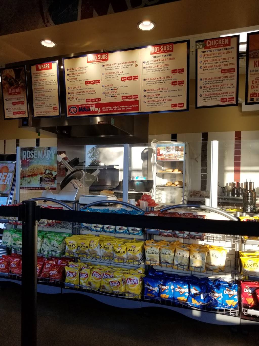 Jersey Mikes Subs | restaurant | 123 S Western Ave, Carpentersville, IL 60110, USA | 2242932688 OR +1 224-293-2688
