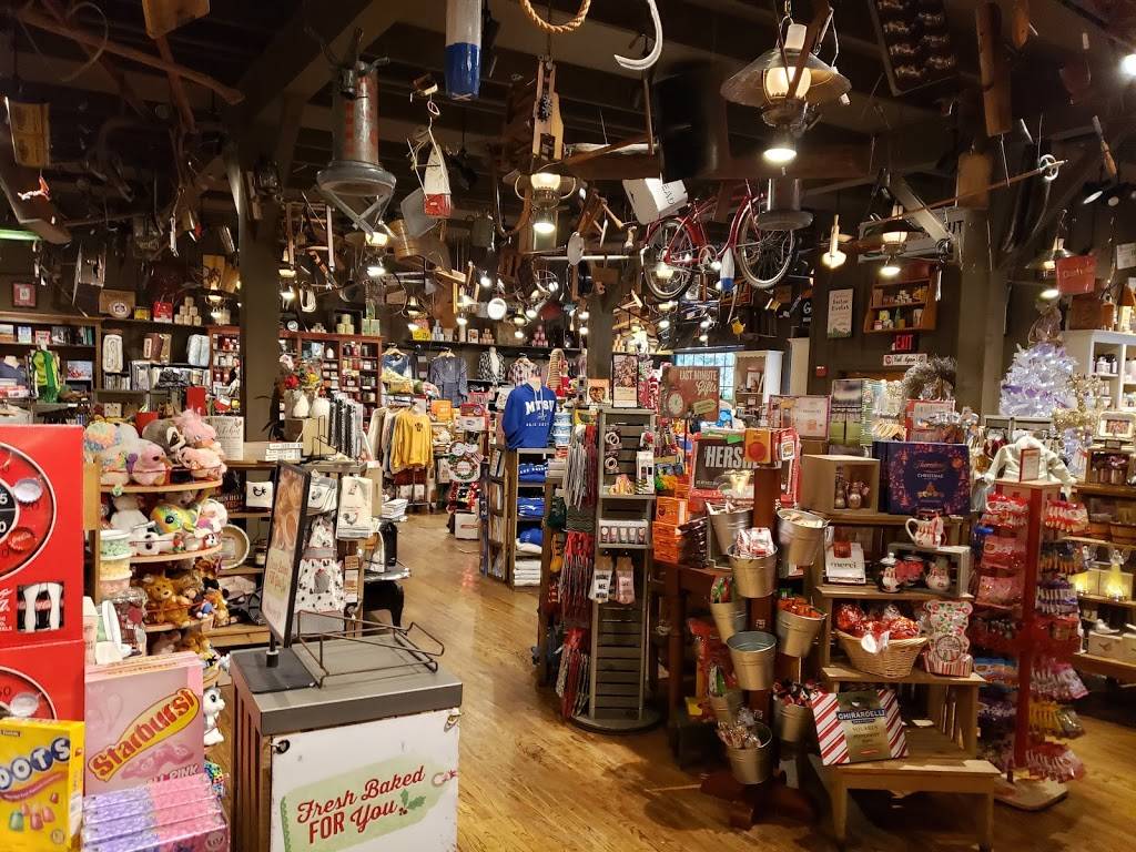 Cracker Barrel Old Country Store | restaurant | 2115 S Church St, Murfreesboro, TN 37130, USA | 6158679067 OR +1 615-867-9067