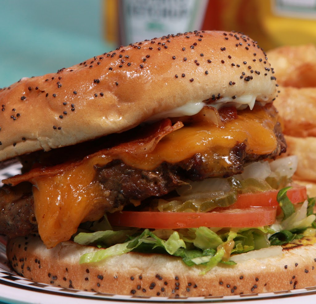 Princes Hamburgers | restaurant | 6600 Harbor Town Dr, Houston, TX 77036, USA | 7137737051 OR +1 713-773-7051