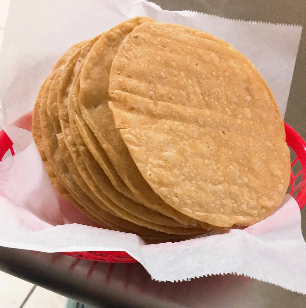 Tortilleria Estrella | meal takeaway | 911 West Road suite G, Houston, TX 77038, USA | 8325276300 OR +1 832-527-6300