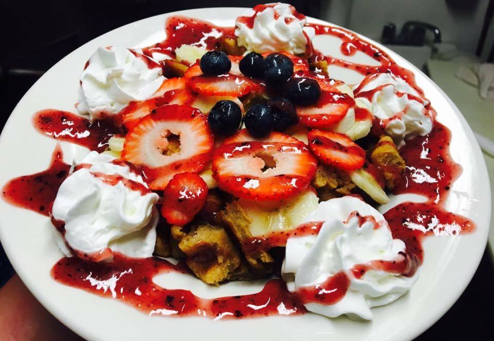 The Apron Cafe | cafe | 355 Gabreski Airport, Westhampton Beach, NY 11978, USA | 6316849996 OR +1 631-684-9996