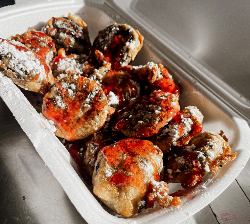 The CHOMP Truck | restaurant | Caves Hwy, Cave Junction, OR 97523, USA | 5412379979 OR +1 541-237-9979