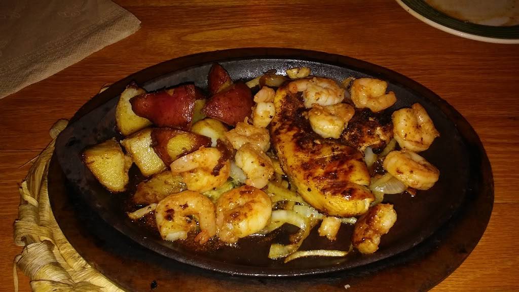 Applebees Grill + Bar | restaurant | 1901 Memorial Dr, Waycross, GA 31501, USA | 9122859359 OR +1 912-285-9359