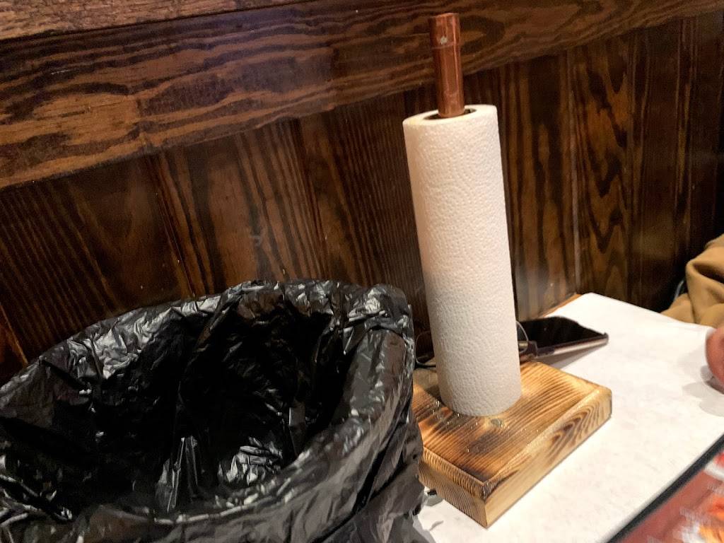 Crafty Crab | restaurant | 6800 Race Track Rd, Bowie, MD 20715, USA | 2402453715 OR +1 240-245-3715