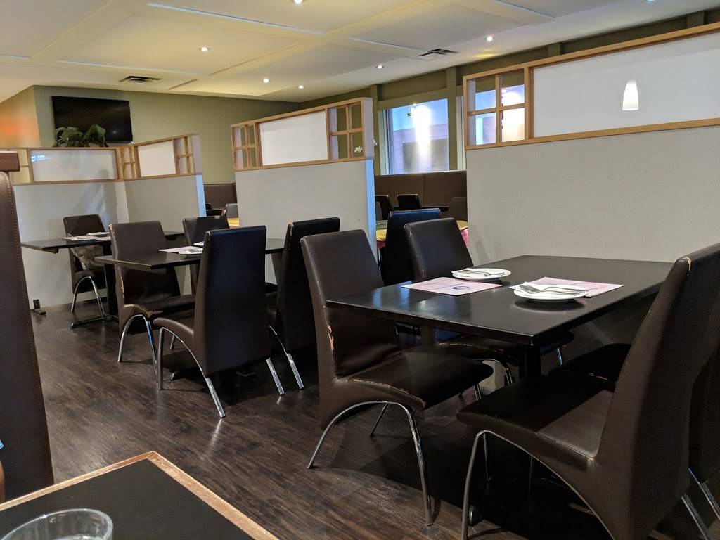 Pomelo Asian Cuisine | restaurant | 2405 Fairview St, Burlington, ON L7R 2E3, Canada | 9056818080 OR +1 905-681-8080