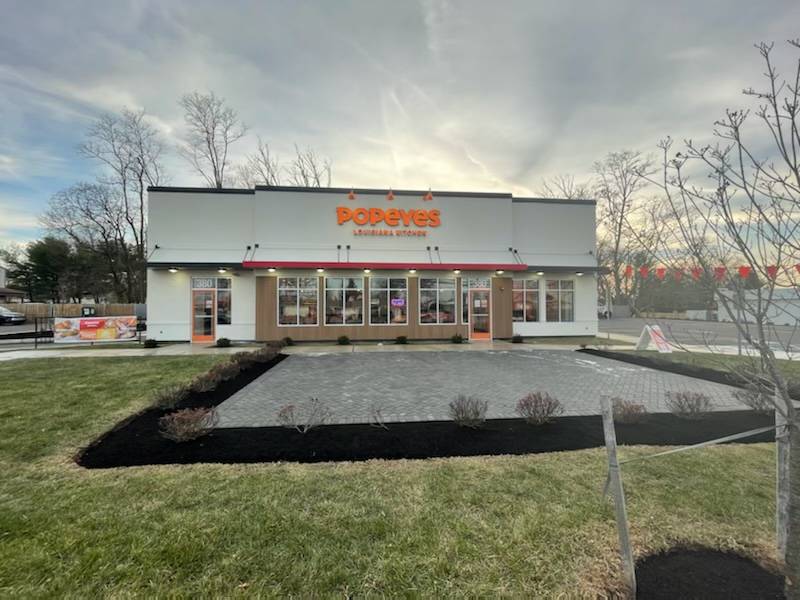 Popeyes Louisiana Kitchen | restaurant | 380 W Street Rd, Warminster, PA 18974, USA | 2672825215 OR +1 267-282-5215