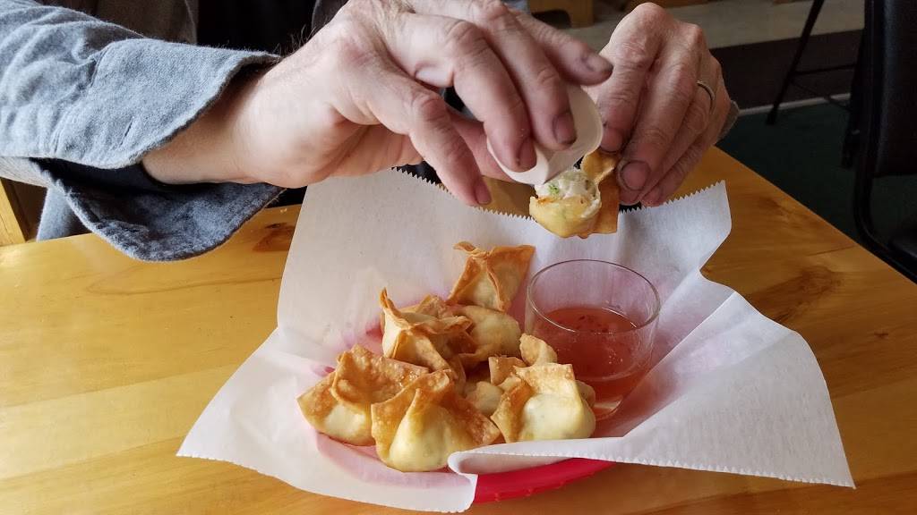 Thai Tai Kitchen | restaurant | 217 S Lake Ave, Phillips, WI 54555, USA | 7153392699 OR +1 715-339-2699