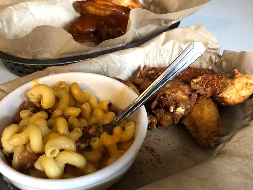 Rocket Wings | restaurant | 380 N Hwy 123 Bypass, Seguin, TX 78155, USA | 8303799464 OR +1 830-379-9464