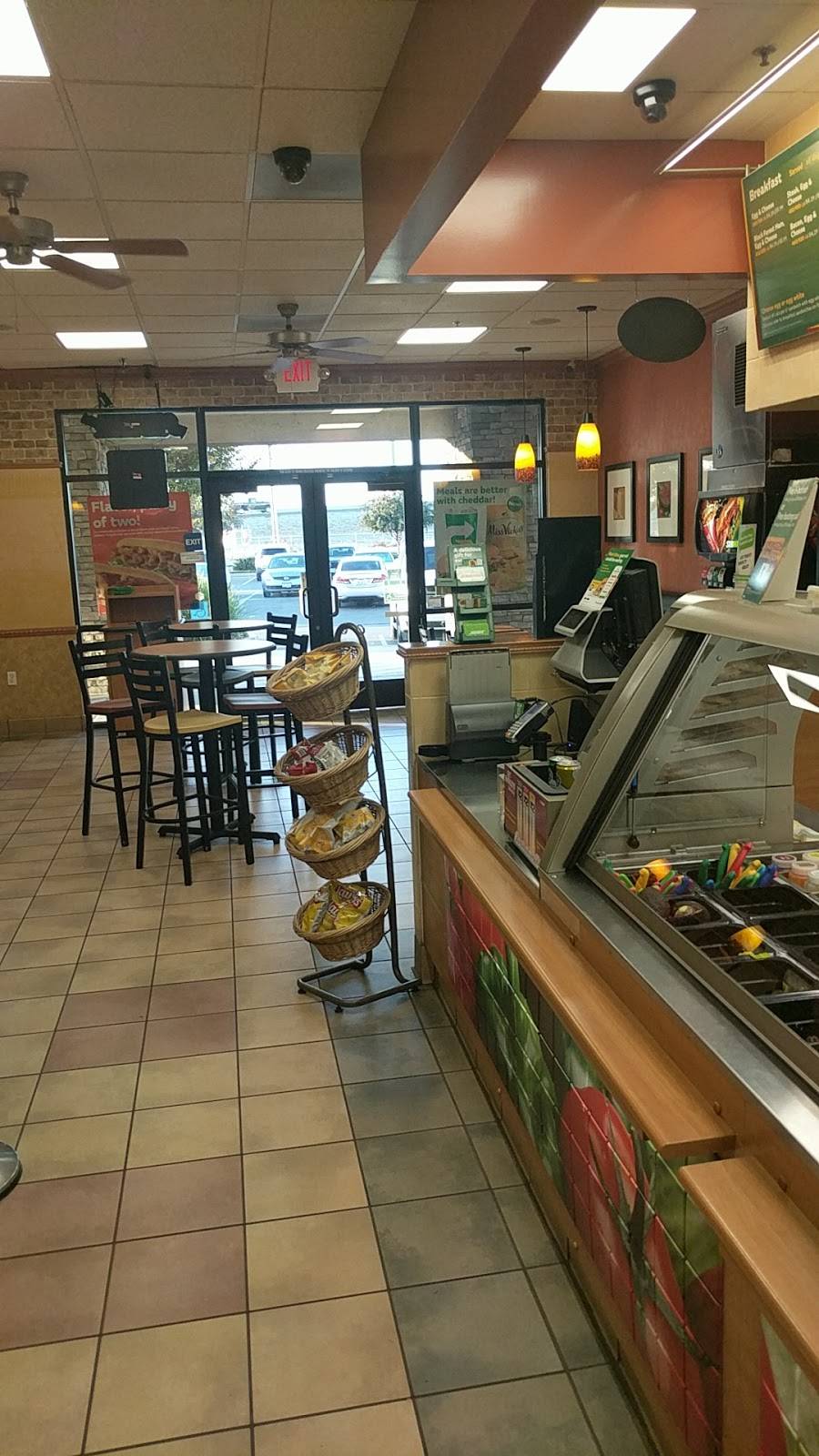 Subway Restaurants | restaurant | 15328 Harlan Rd, Lathrop, CA 95330, USA | 2096654346 OR +1 209-665-4346