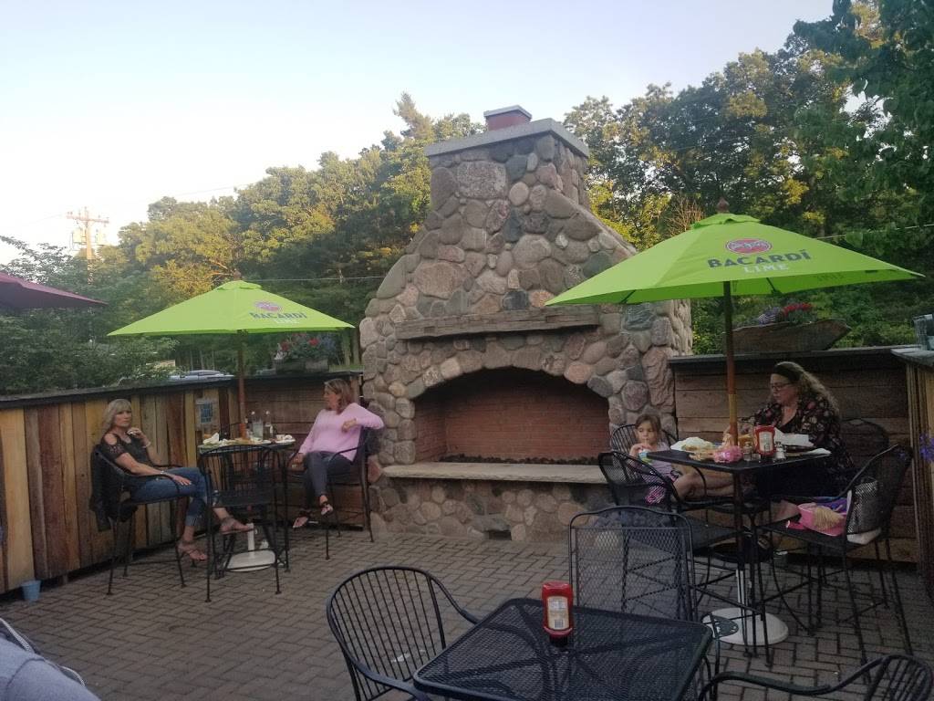 Sand Bar and Grill | restaurant | 11368 M-179, Middleville, MI 49333, USA | 2692052525 OR +1 269-205-2525