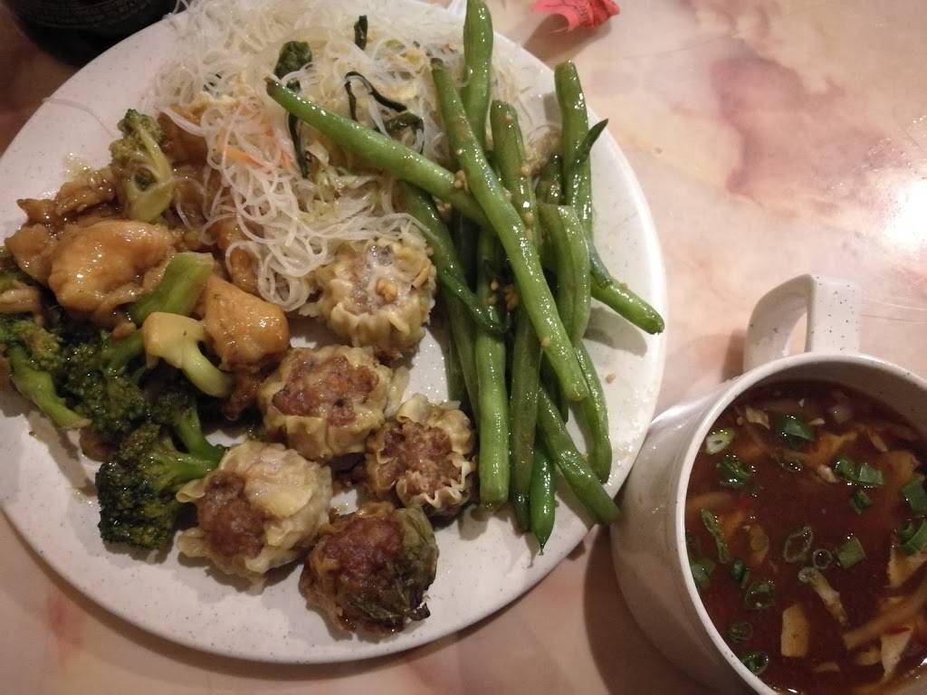 Oriental Palace Buffet | restaurant | 3364 Warren Rd, Cleveland, OH 44111, USA | 2166719988 OR +1 216-671-9988