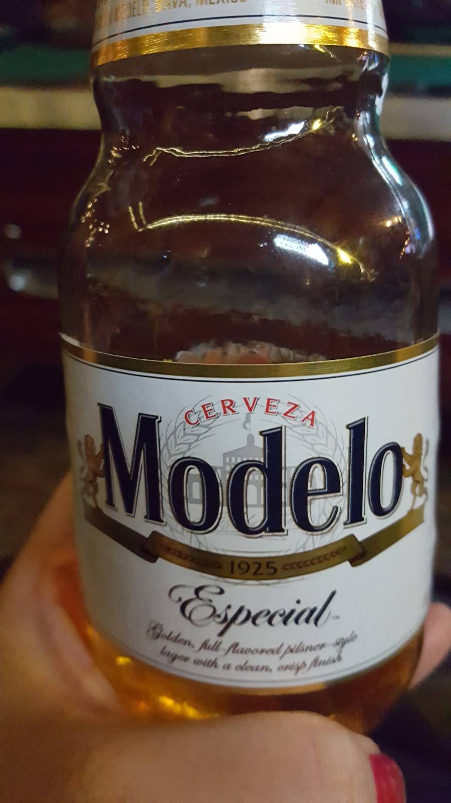 Stonehouse Tavern & Eatery | restaurant | 33071 Auberry Rd, Auberry, CA 93602, USA | 5598554800 OR +1 559-855-4800