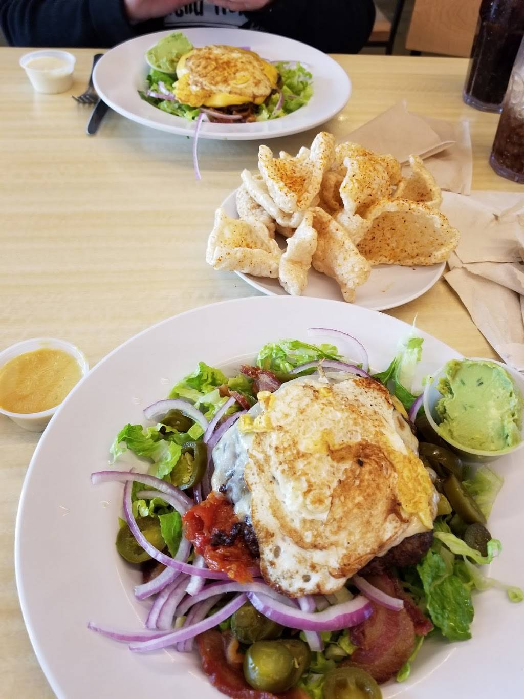 Bernies Burger Bus | restaurant | 2643 Commercial Center Blvd #320, Katy, TX 77494, USA | 2813949006 OR +1 281-394-9006