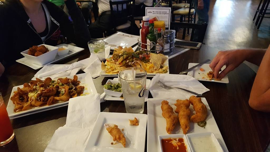 At Work Sports Bar & Grill | restaurant | 1190 E Higgins Rd, Elk Grove Village, IL 60007, USA | 8478719490 OR +1 847-871-9490