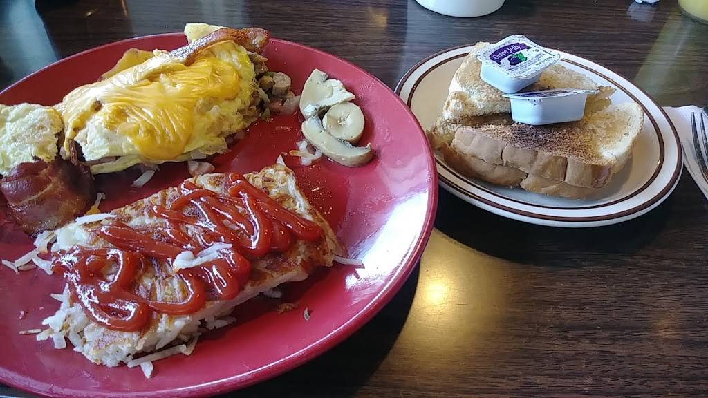 Randys Restaurant | restaurant | 10016 E Marginal Way S, Tukwila, WA 98168, USA | 2067639333 OR +1 206-763-9333