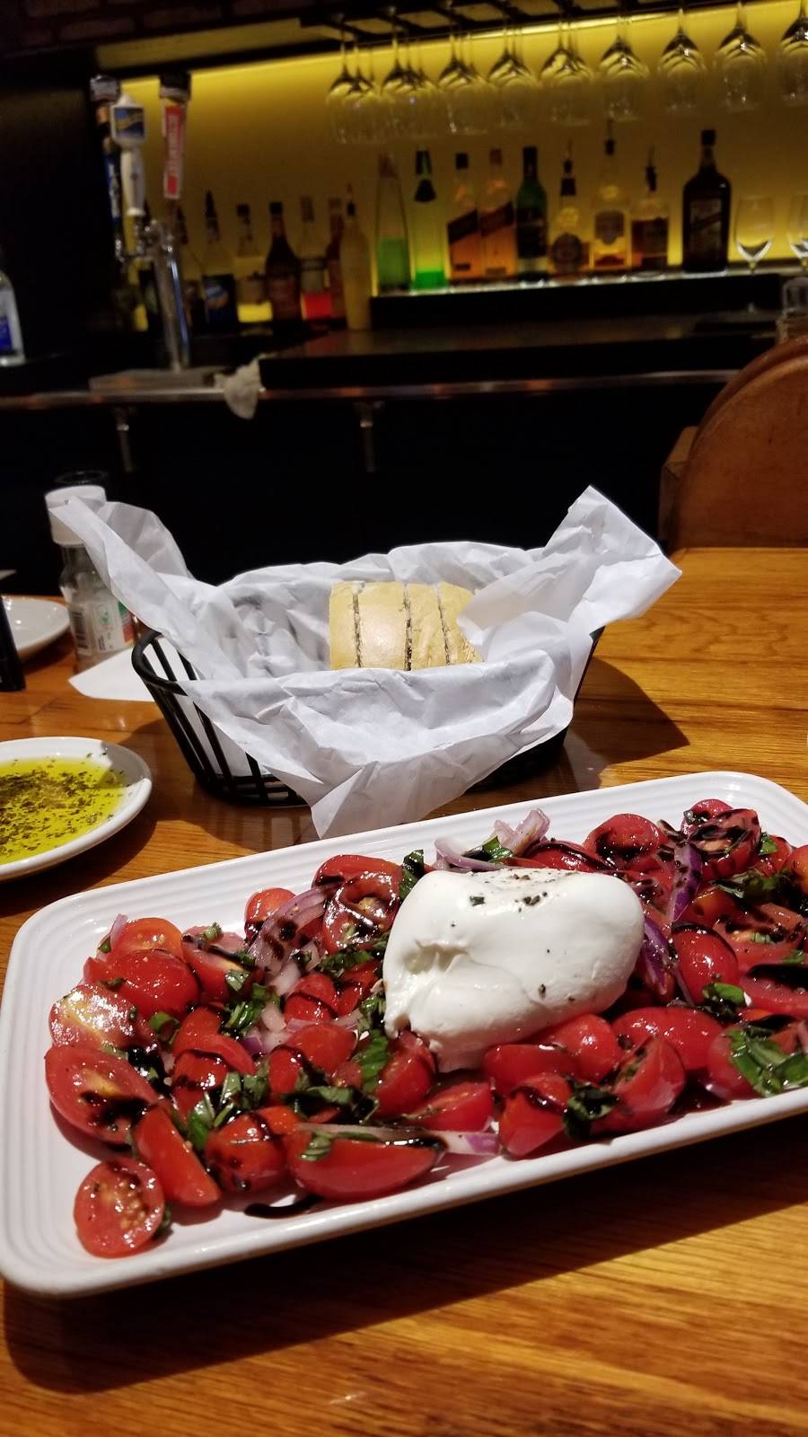 Carrabbas Italian Grill | restaurant | 5152 Merten Dr, Mason, OH 45040, USA | 5133390900 OR +1 513-339-0900
