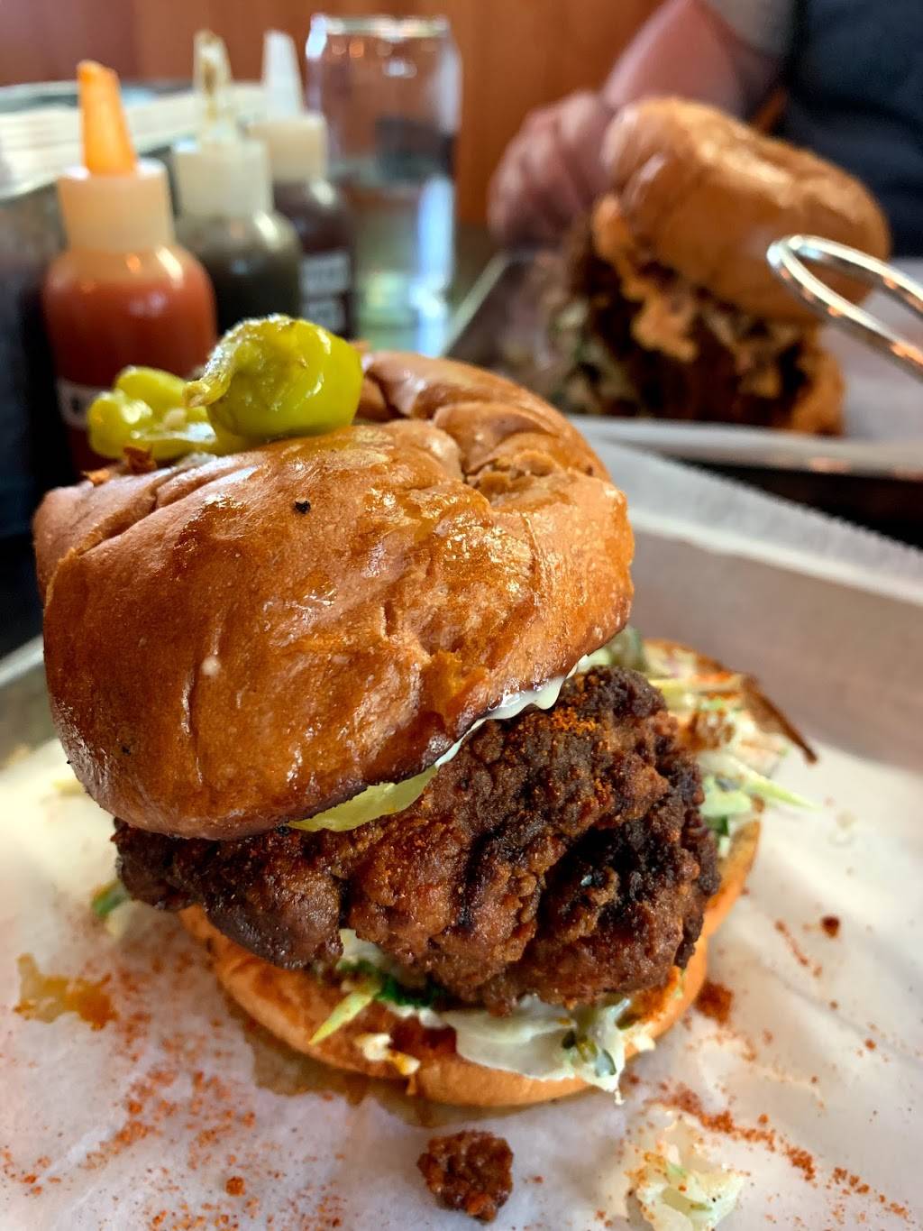 Byrd & Barrel | restaurant | 3422 S Jefferson Ave, St. Louis, MO 63118, USA | 3148759998 OR +1 314-875-9998