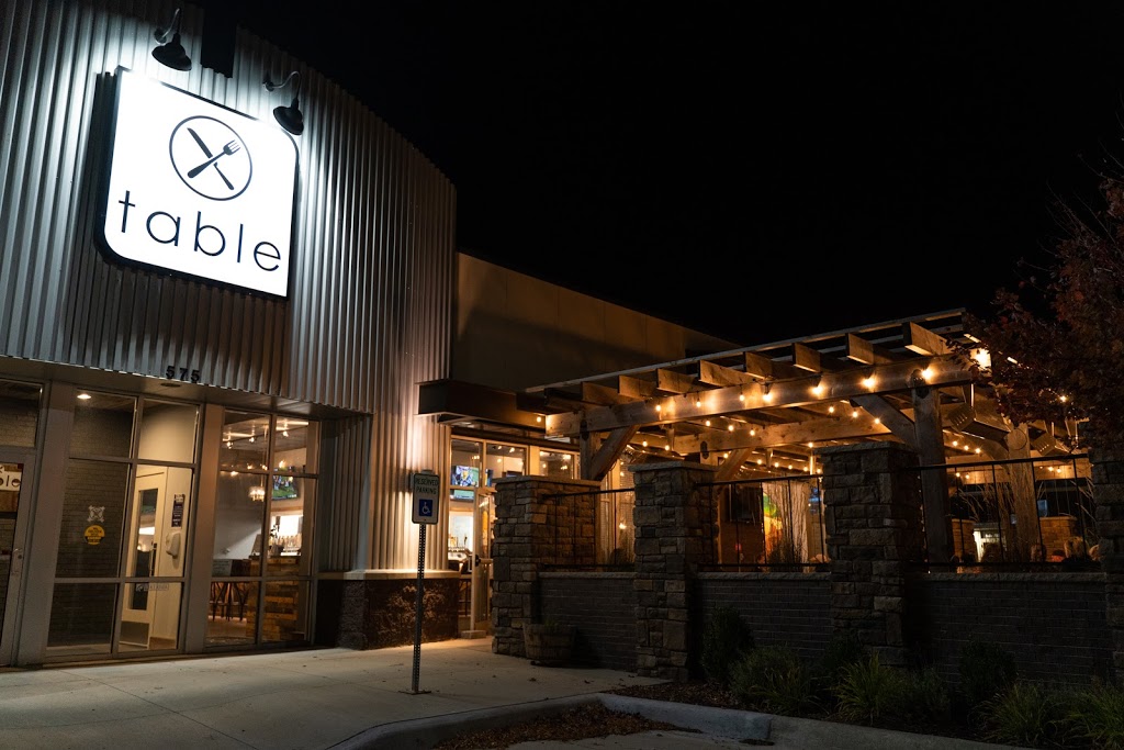 table | restaurant | 575 Cameron Way suite B, North Liberty, IA 52317, USA | 3196652777 OR +1 319-665-2777
