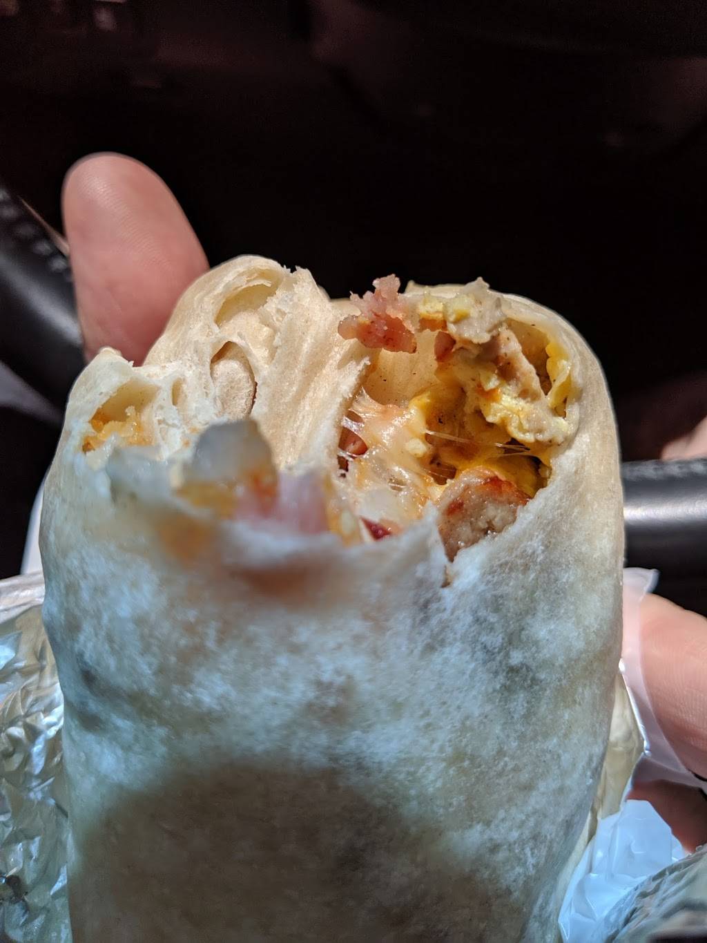 La Taqueria Mexican | restaurant | 3360 S Market St, Redding, CA 96001, USA | 5302469988 OR +1 530-246-9988