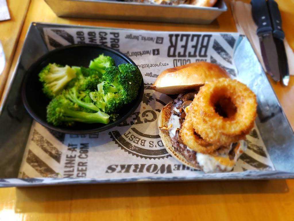 The Works Gourmet Burger Bistro | restaurant | 326 Richmond Rd, Ottawa, ON K1Z 6X6, Canada | 6135640406 OR +1 613-564-0406