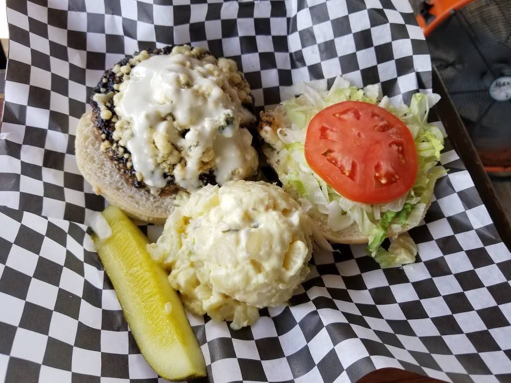 AJs on the River | restaurant | 9808 Vaughn St, Gibsonton, FL 33534, USA | 8136054621 OR +1 813-605-4621