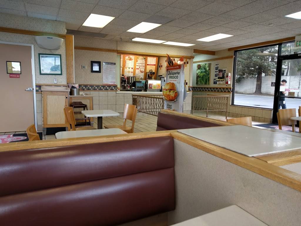 Wendys | restaurant | 1313 S Wolfe Rd, Sunnyvale, CA 94087, USA | 4087393123 OR +1 408-739-3123