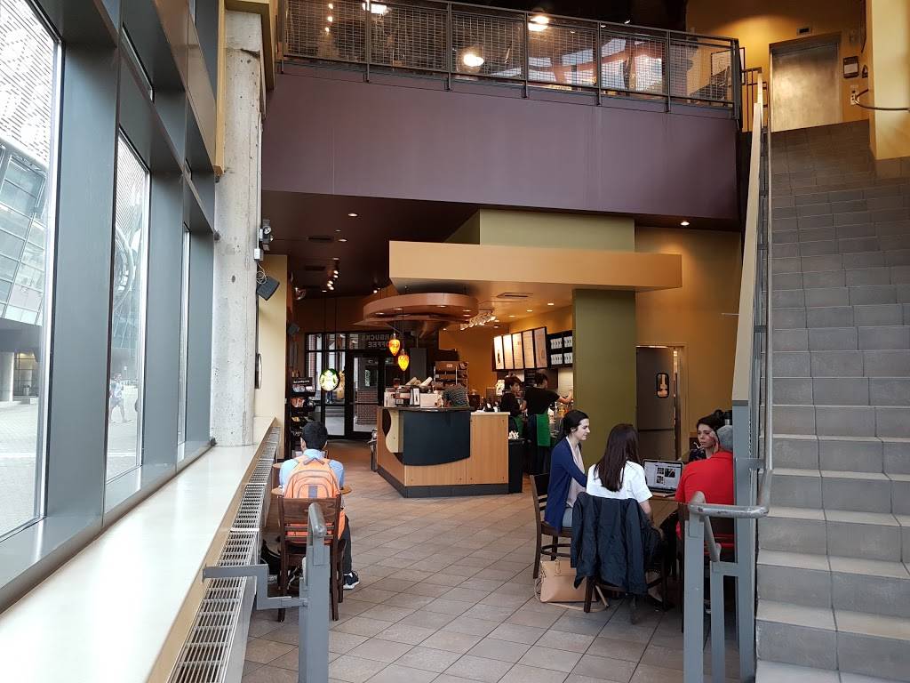 Starbucks | cafe | 2911 Woodside Drive, Cincinnati, OH 45221, USA | 8007827282 OR +1 800-782-7282