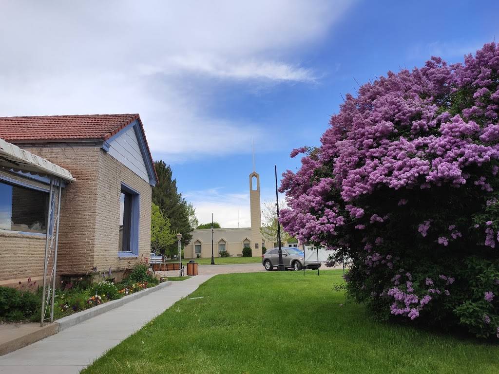 Denises Home Plate | restaurant | 49 N Main St, Coalville, UT 84017, USA | 4353362249 OR +1 435-336-2249